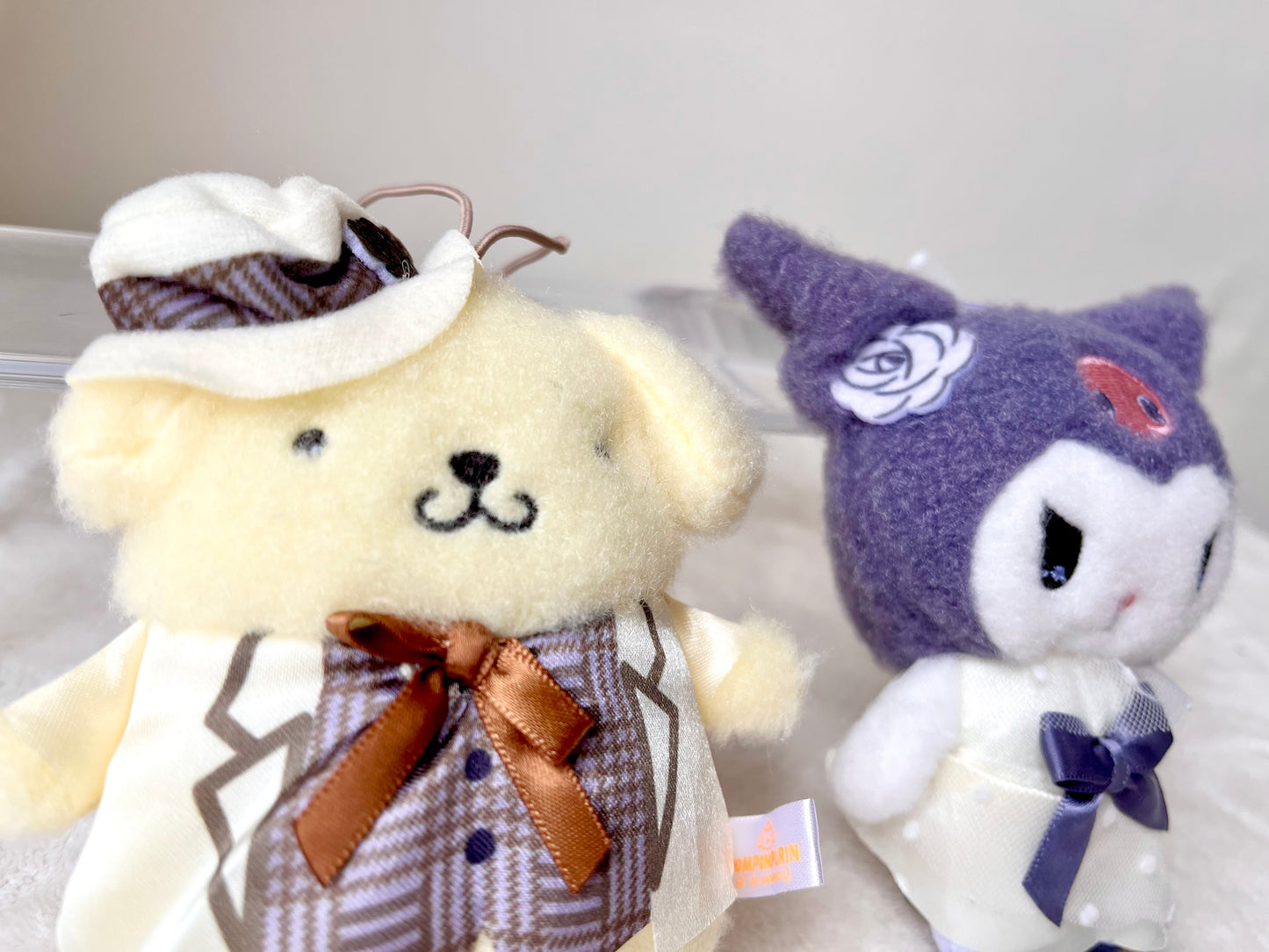 Sanrio Traje de Gala Peluchito Llavero