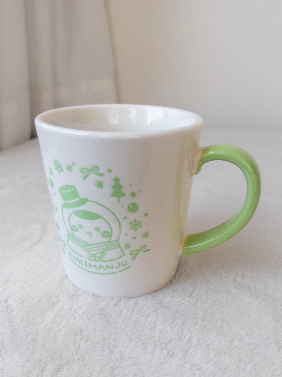 Chiikawa Taza de Loza Navideña