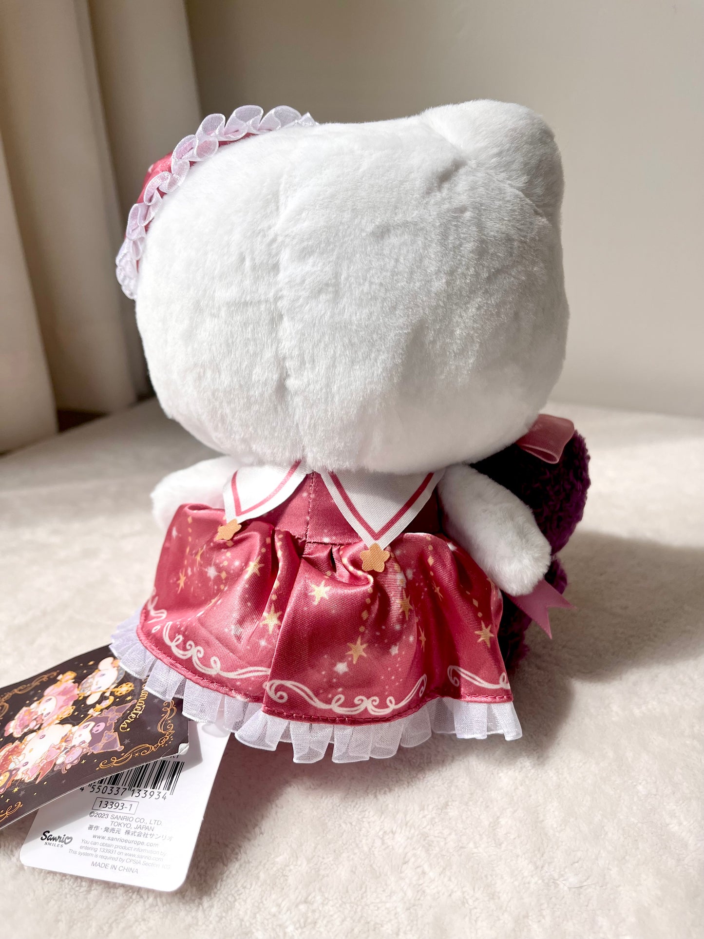 Hello Kitty Magical Peluche © SANRIO