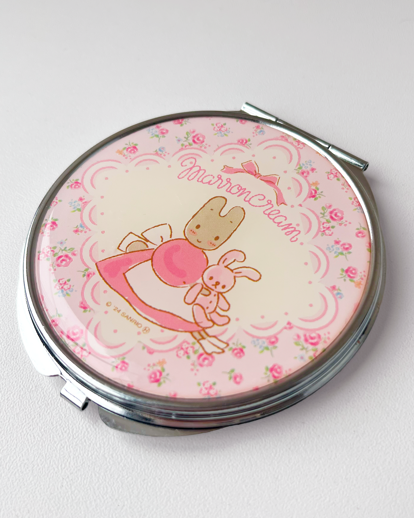 Marroncream Espejo 🎀 © SANRIO