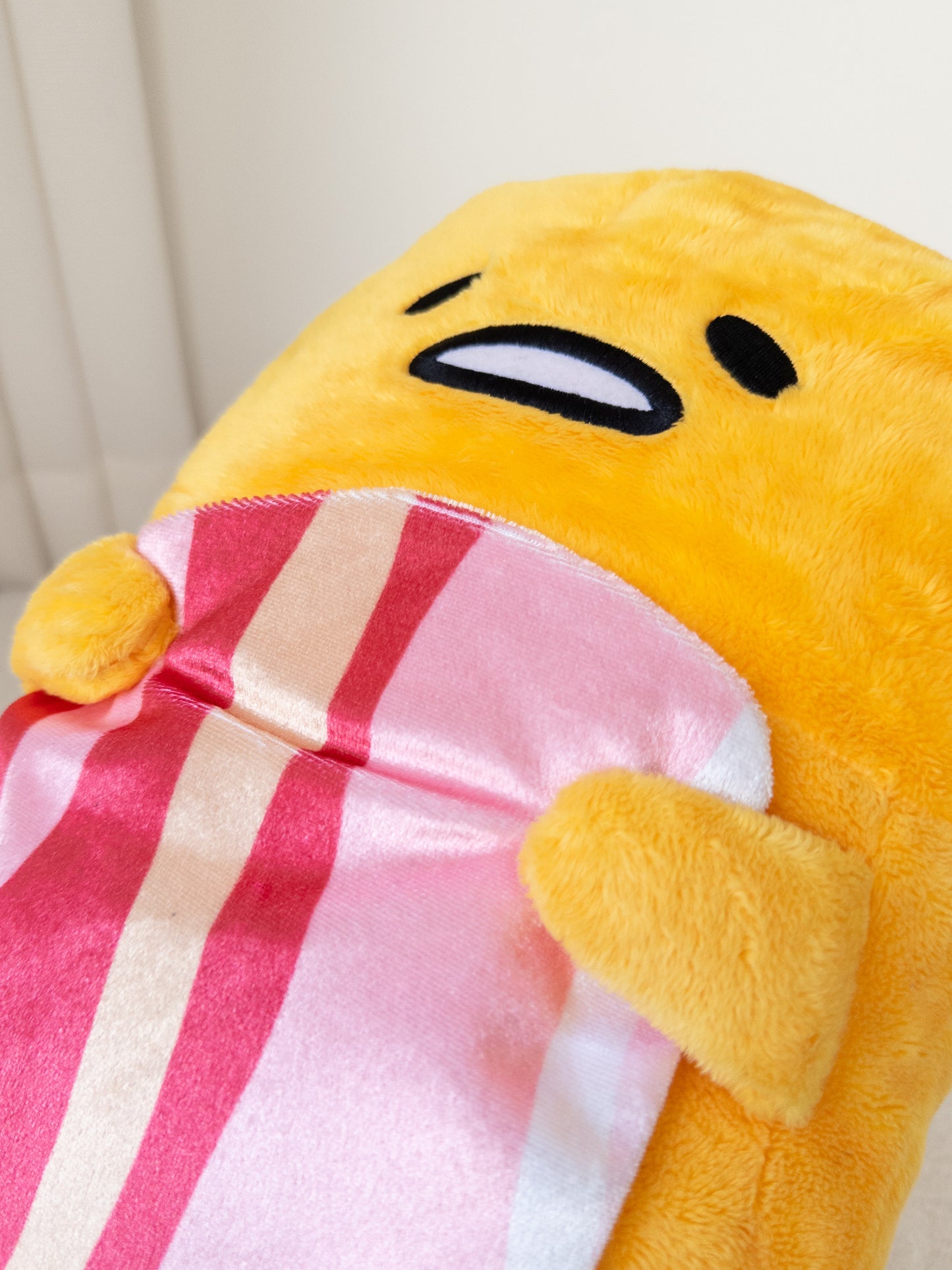 Gudetama Tocino Sábana Peluche Grande