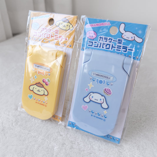 Sanrio Espejo + Peine tipo Celular