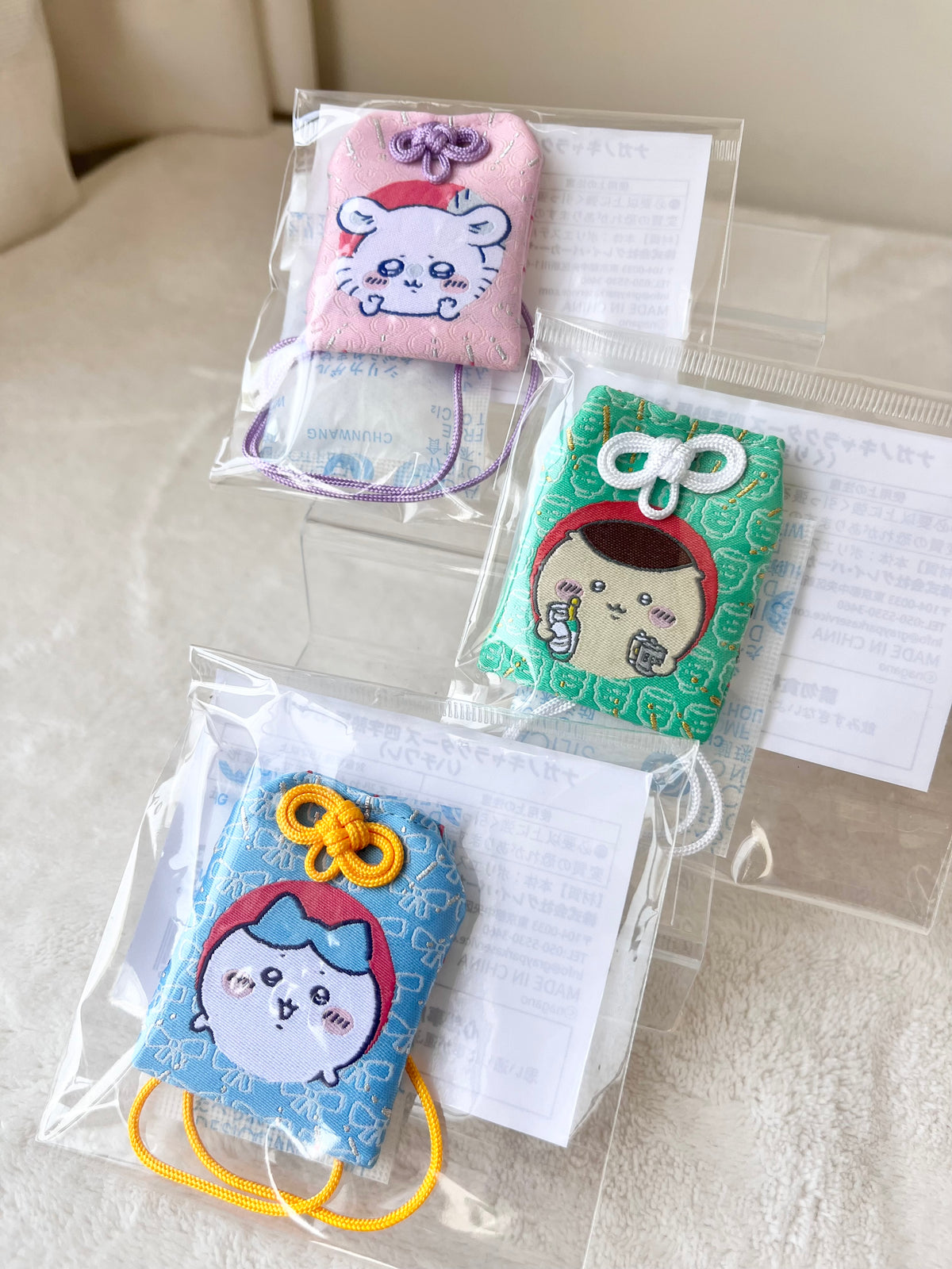 Hachiware Kurimanju Omamori | Amuleto de la Suerte
