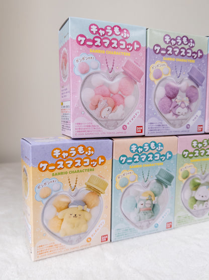 Sanrio Botellita Corazón Llavero | Character Mofu Case Mascot