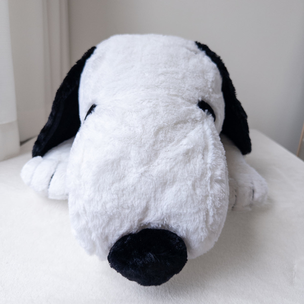 Snoopy Clásico Echado Peluche Grande