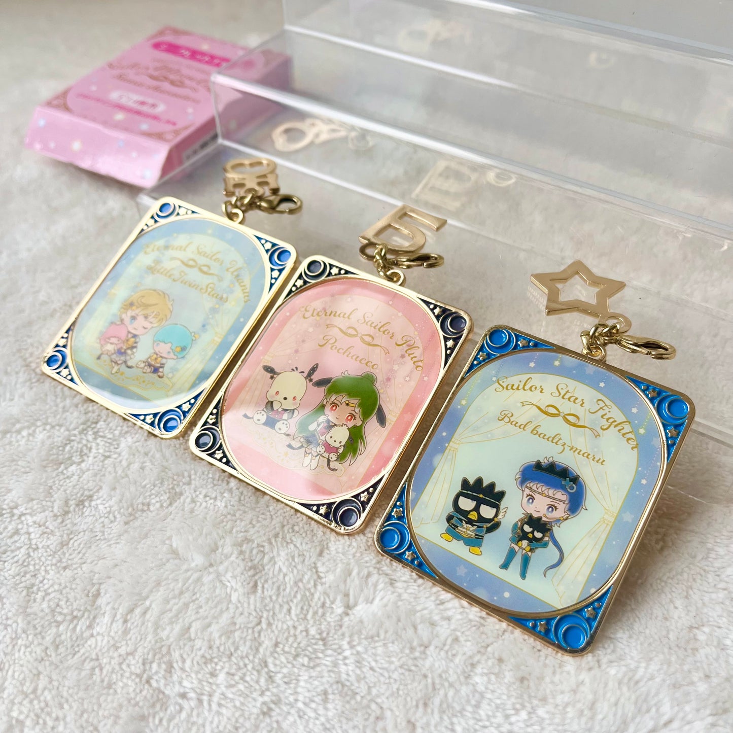 Sailor Moon x Sanrio Llavero Metálico