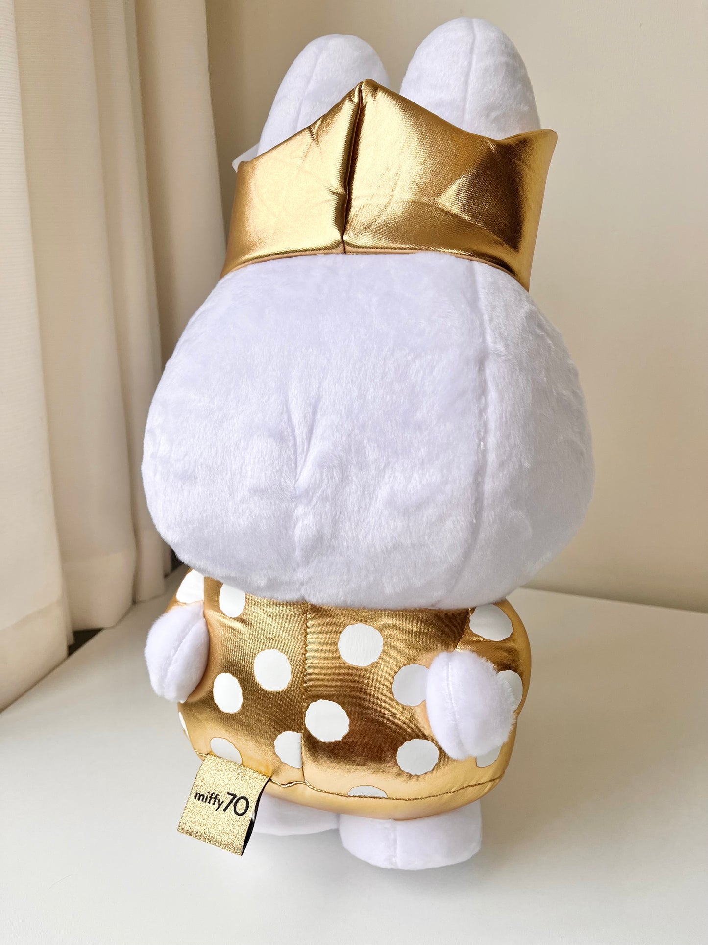 Miffy Dorada Aniversario 70 Peluche Grande