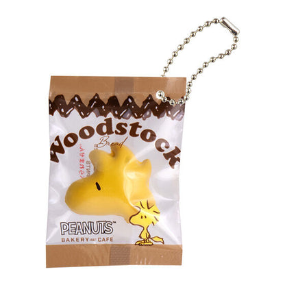 Snoopy Bakery Charm Llavero Gashapon
