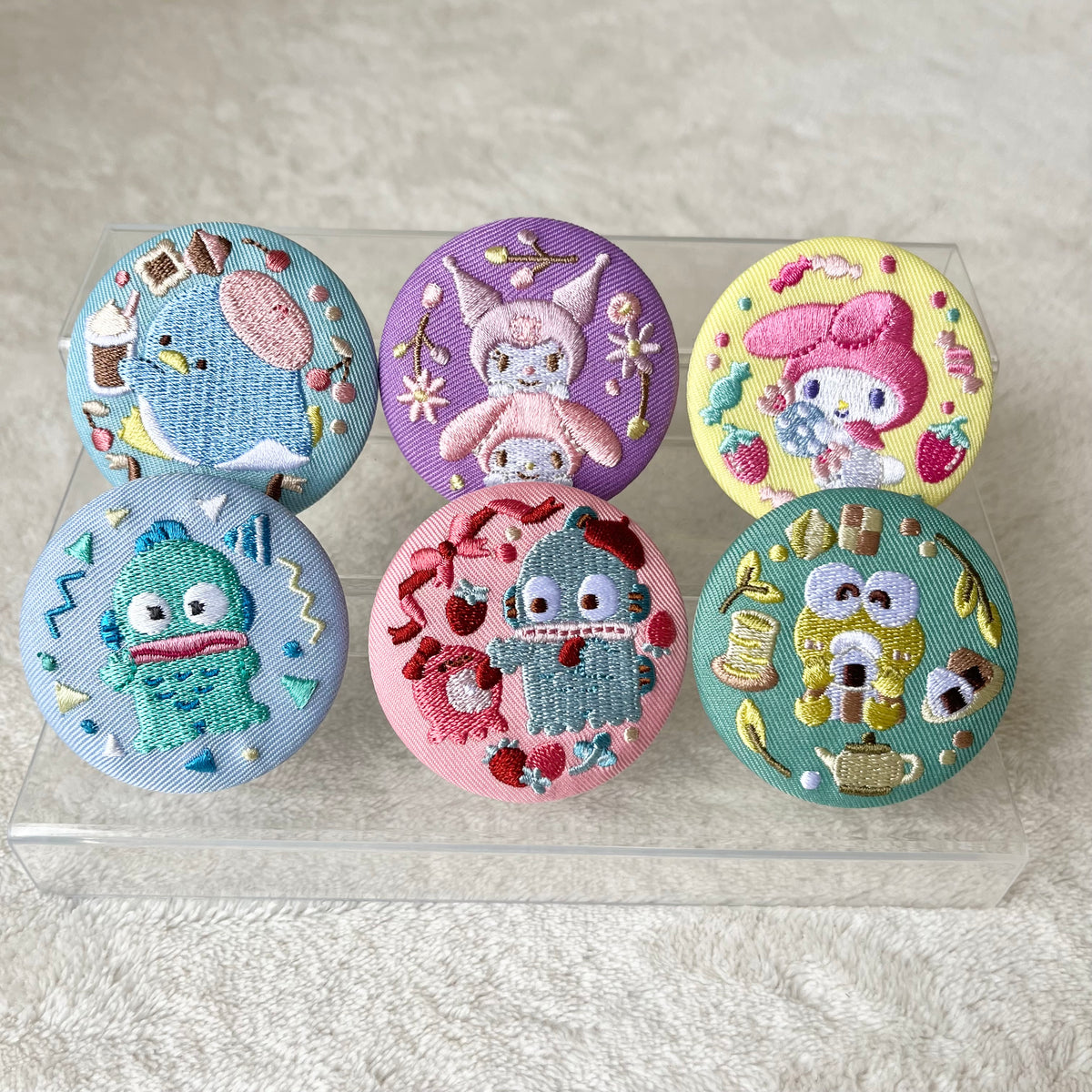 Sanrio Pin Tejido