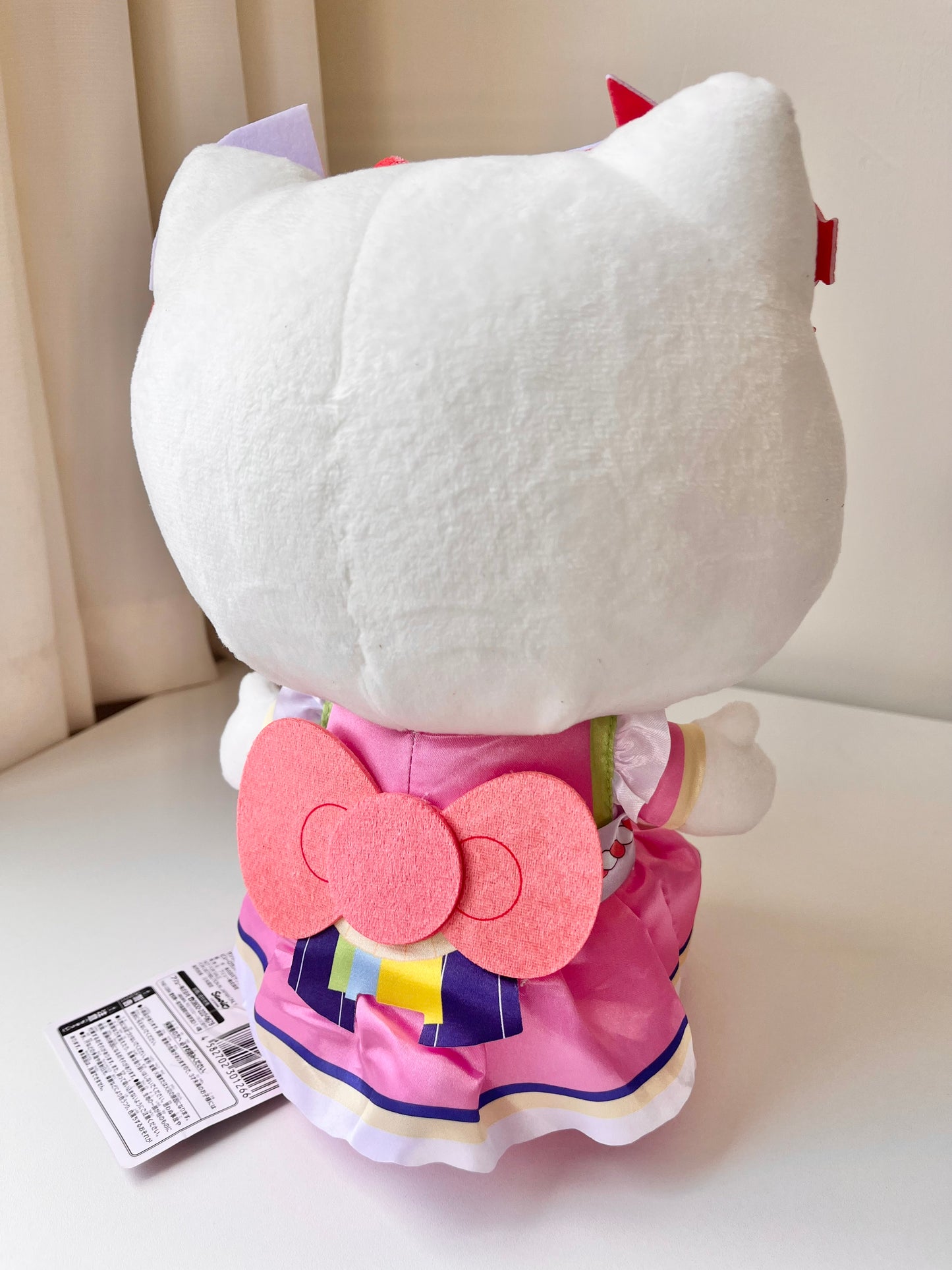 Hello Kitty Kimono © SANRIO CO., LTD