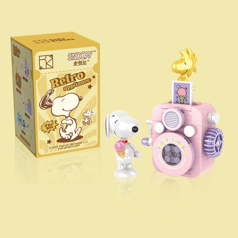 Snoopy Figura Armable Retro Appliances 🐾 © Peanuts