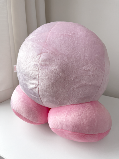Kirby Snow Peluche ❄️ © Nintendo / HAL Laboratory