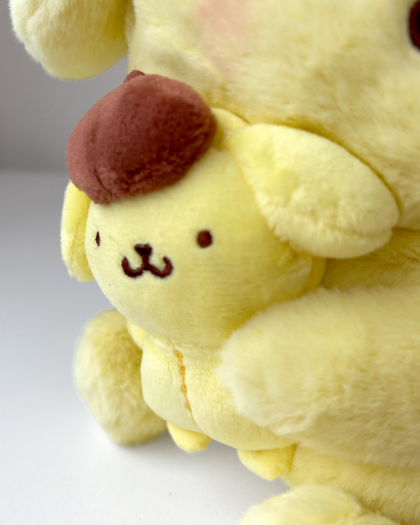 Pompompurin con MiniPom (Colección 2025) Peluche © SANRIO