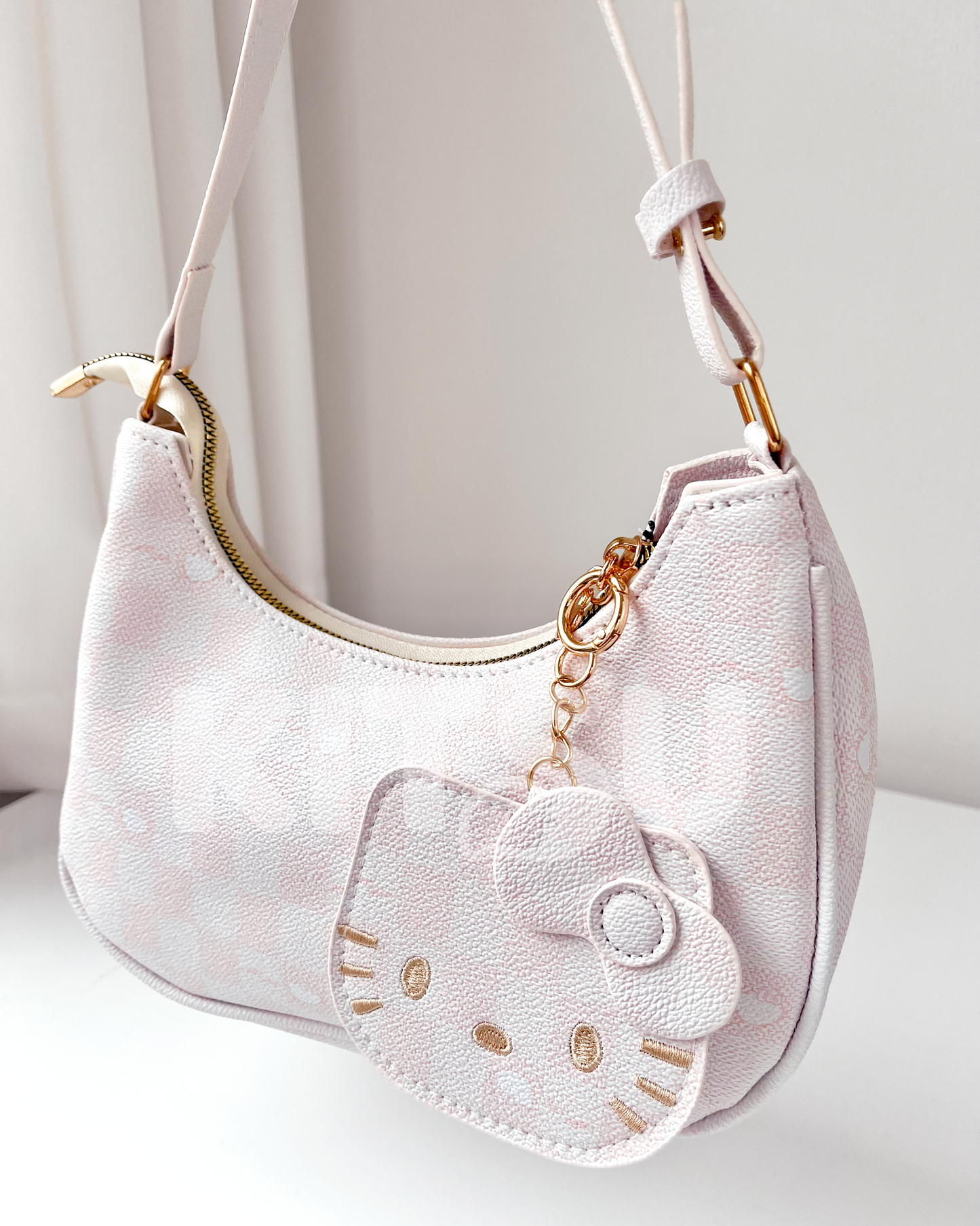 Cartera Hello Kitty (no oficial)