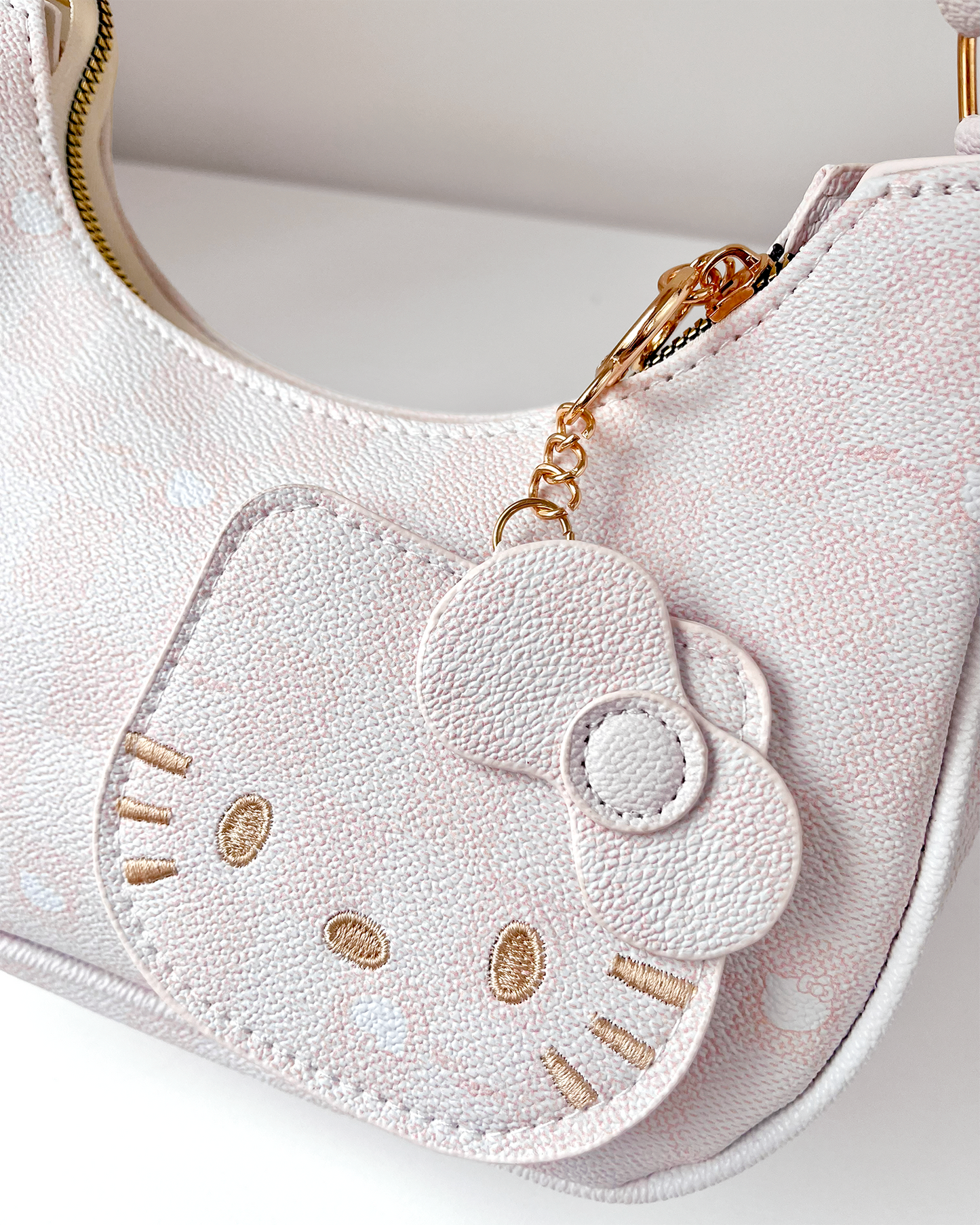 Cartera Hello Kitty (no oficial)