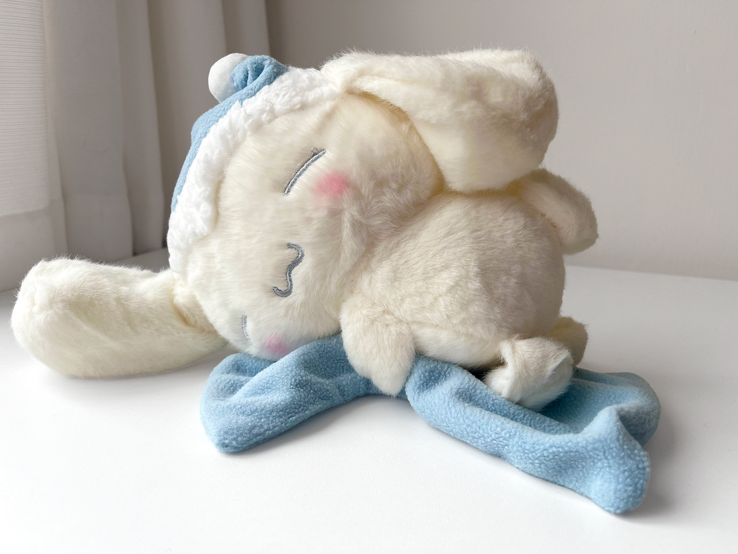 Cinnamoroll Dormido Peluche © SANRIO CO., LTD